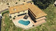 Exterior areas of apartments should be accessed (Image via Rockstar Games || GTA Wiki)